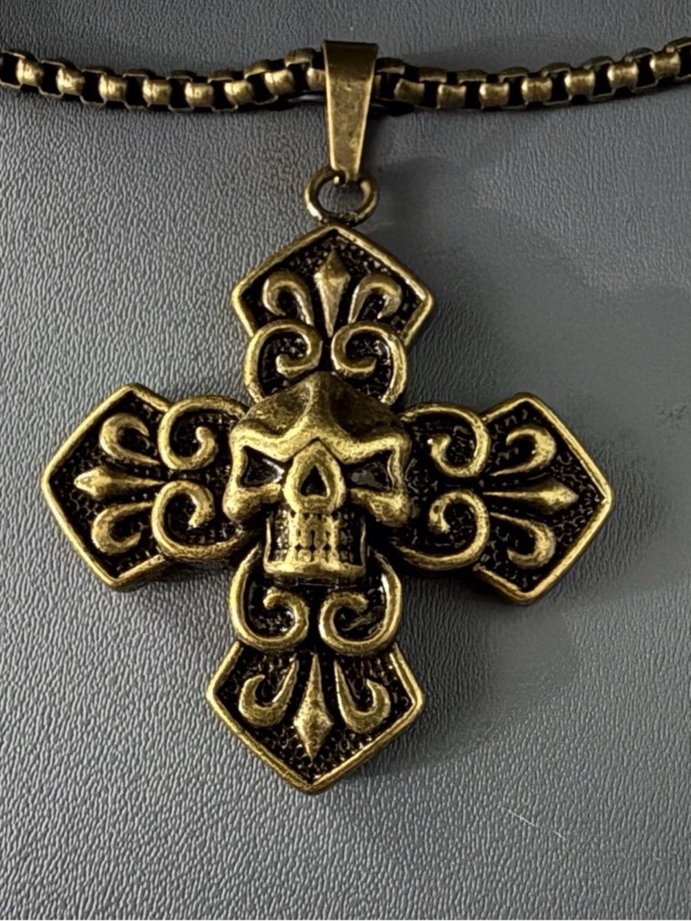 Men’s Necklace Ed Hardy Cross Skull Pendant Charm Gold Tone Stainless Steel New